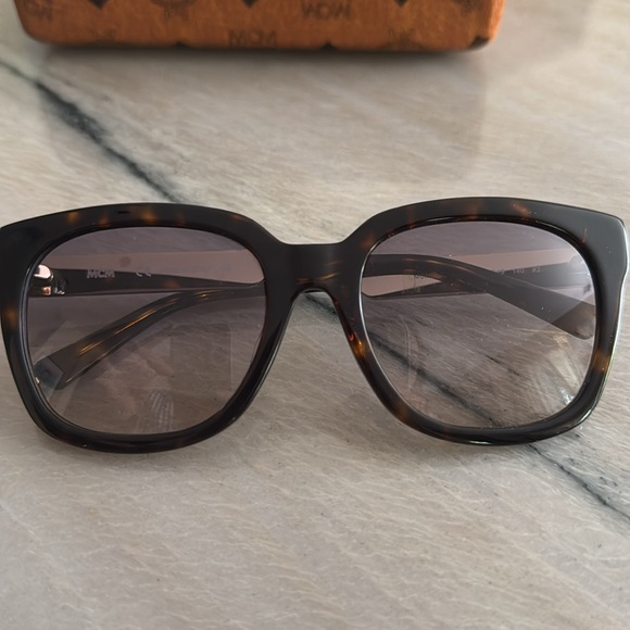 MCM Brown Sunglasses with Logo Case - Picture 5 of 6